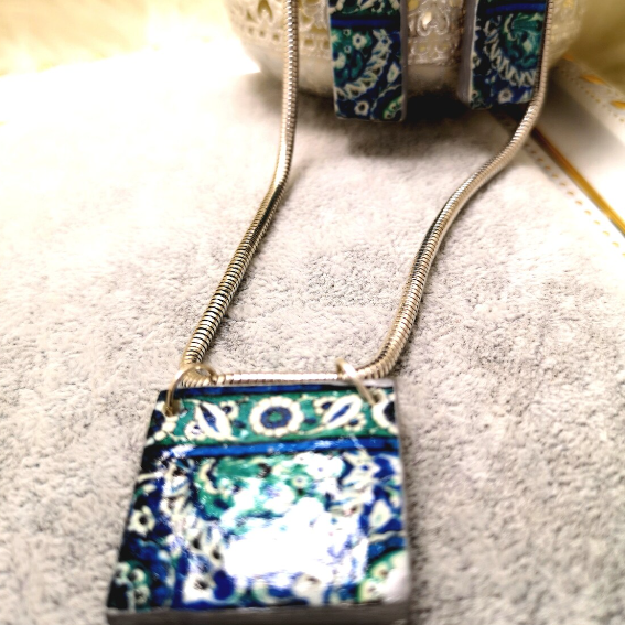 Ceramic art product 08